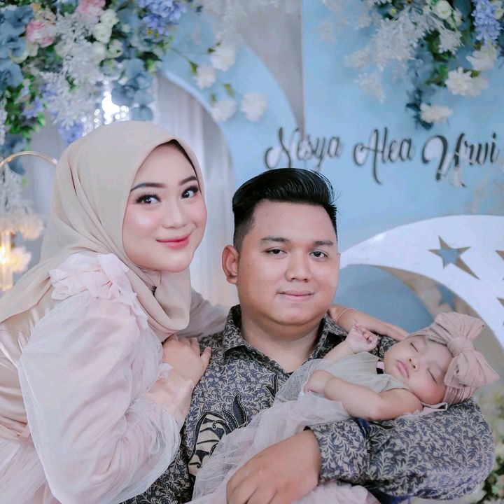 Mom Nesyaa😍