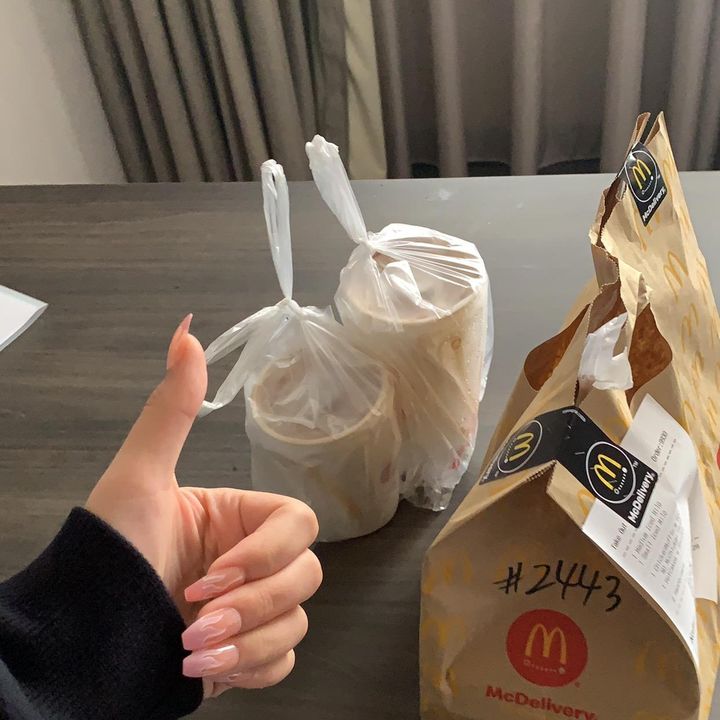 😀