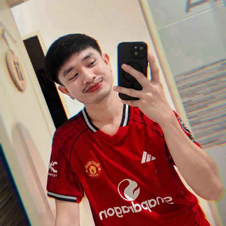 NATTHAPHONG 🤍✌🏻