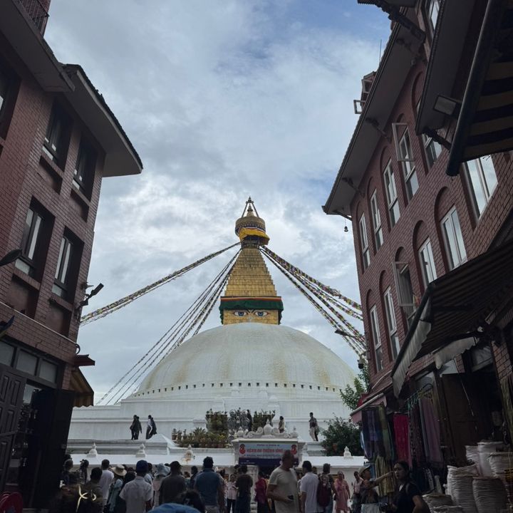 པདྨ་ལྷ་མོ་།
