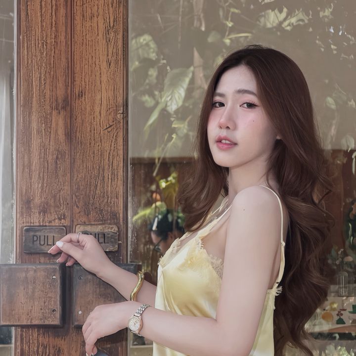 เบลล์ที่ชอบทำผมลอนอ่ะ.