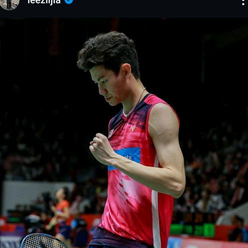 BADMINTON BADASS