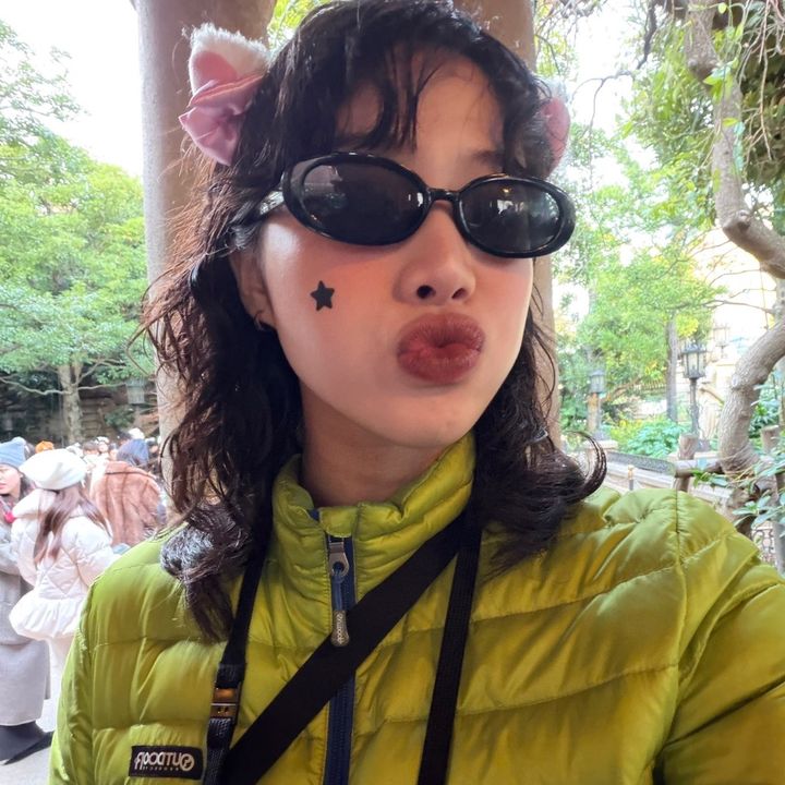 由奈