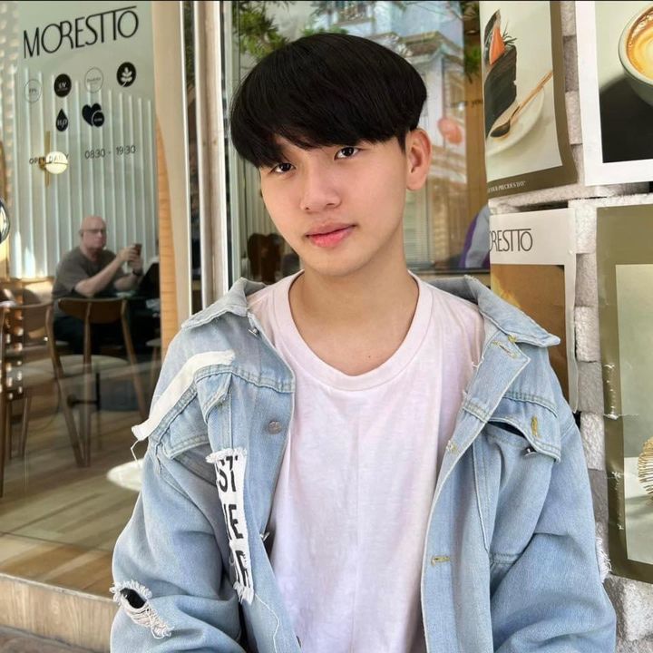 เซนต์ ชอบกินน้ำตาลทราย