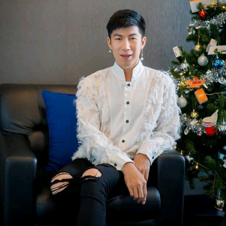 ครูเบลล่าคนสวย