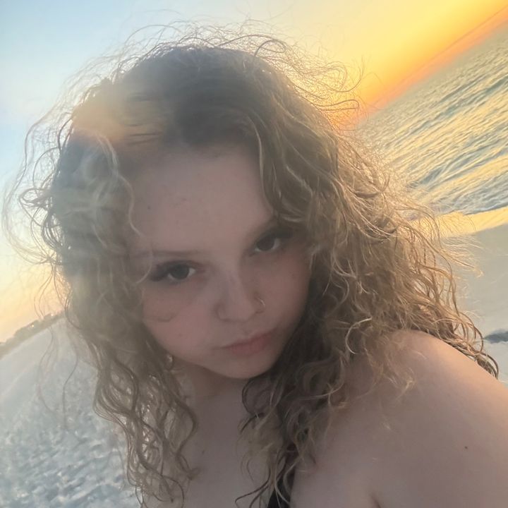 cait 🧚🏻♀️