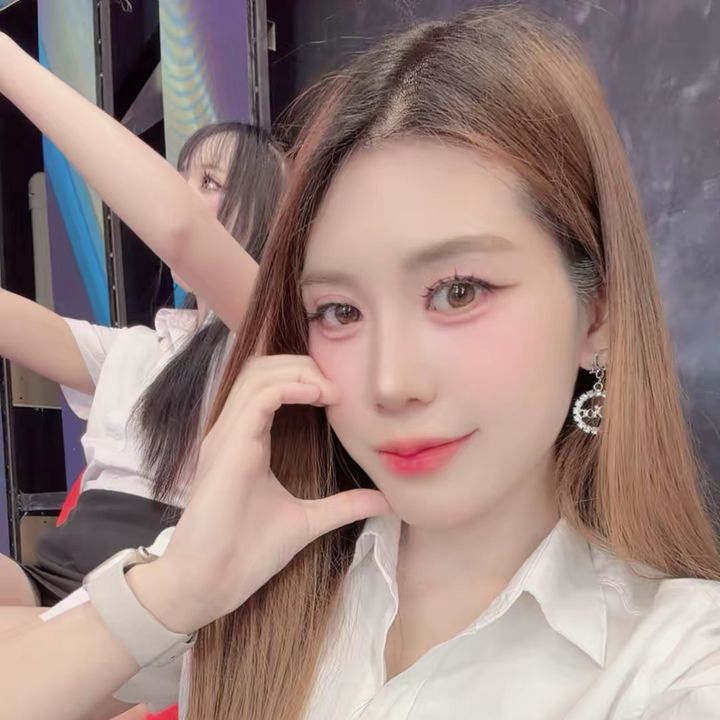 zara_zara0702