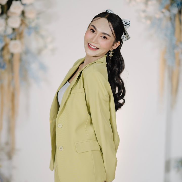 ครูตาต้าที่ชอบสีชมพู 💖