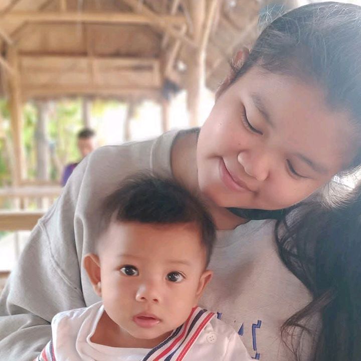 แม่น้องแฟ้ม
