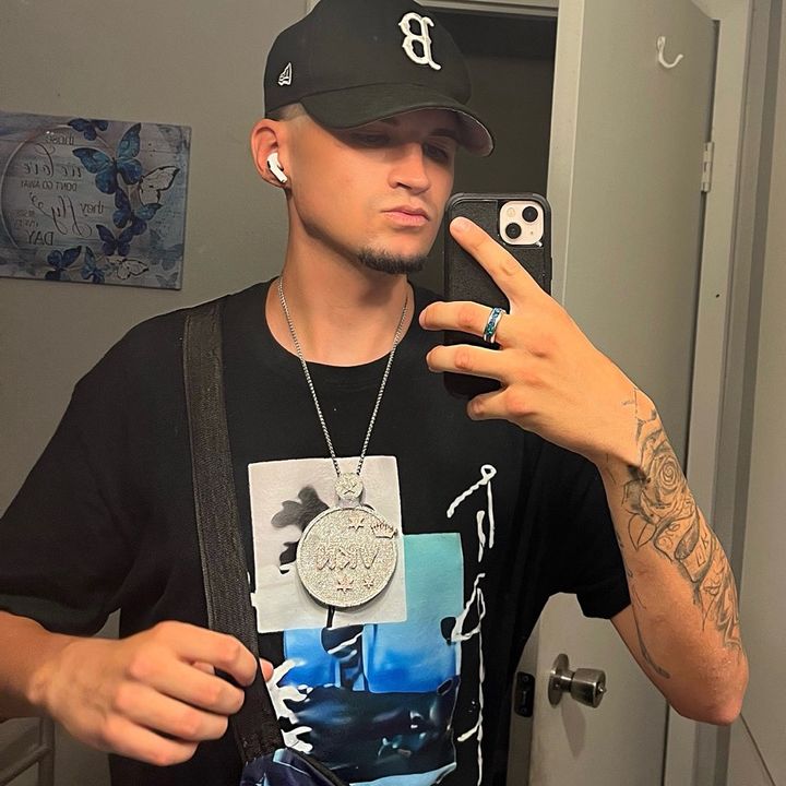 vknzach