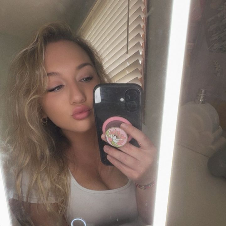 Andrea 🌹
