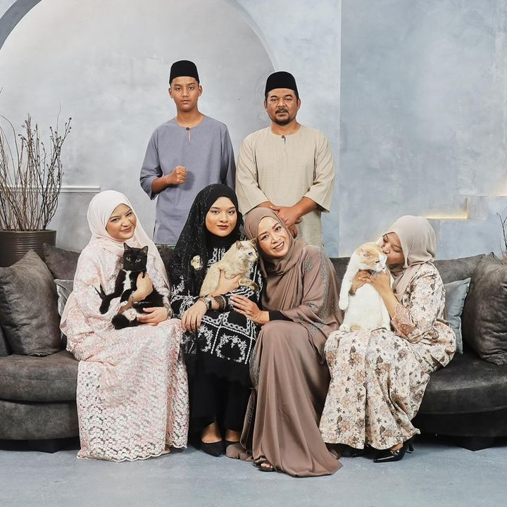 Dudex Family