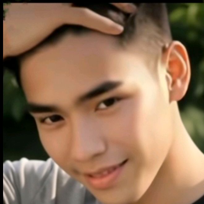 โดม  พิพัฒน์