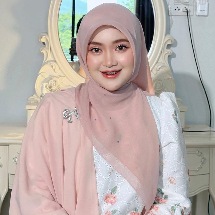 ADILAH HIJAB