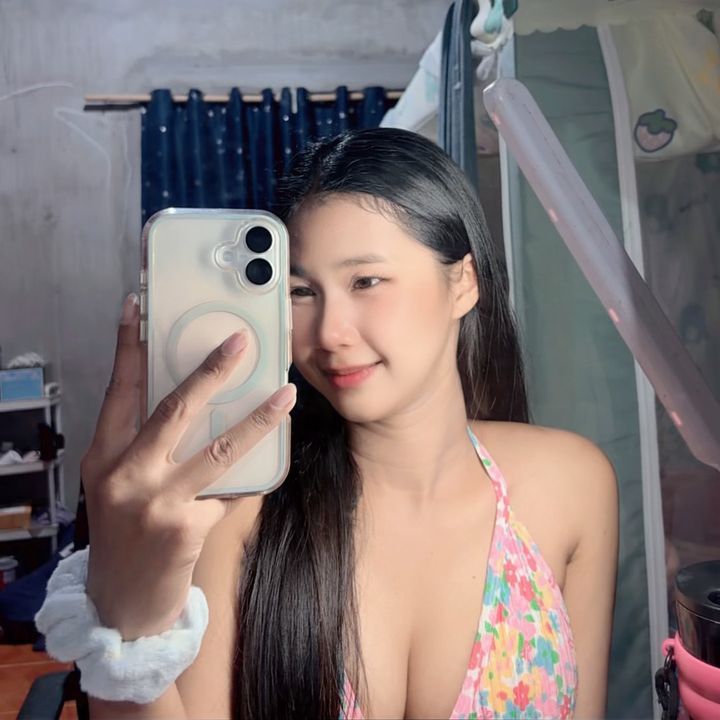 🎀P-R-A-E-W🦋
