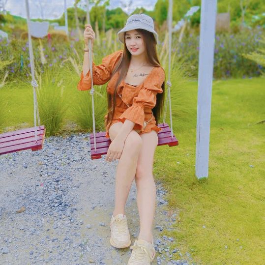 น้อง'ง แอม