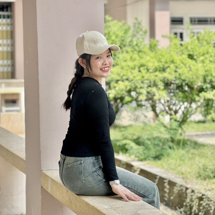 Hồ Lan (Cô Lan mầm non)