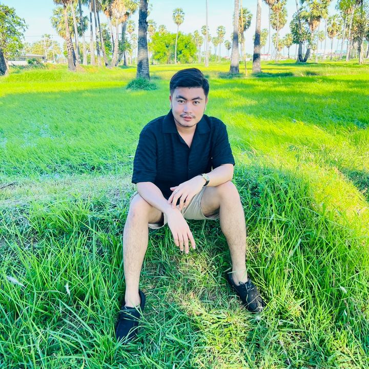 🤴PIERSON🤴(ပီယာစံ)