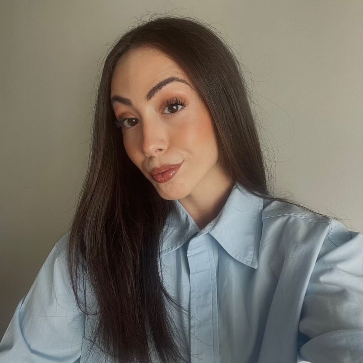 SARA 🌸 | UGC