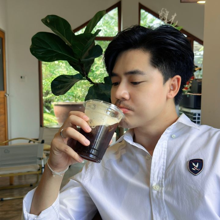 ครูต๊อบ (ช่องนี้ช่องเดียว)