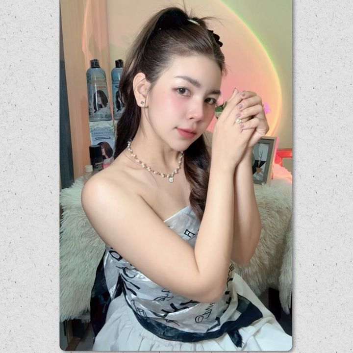 โมเมย์ Shop