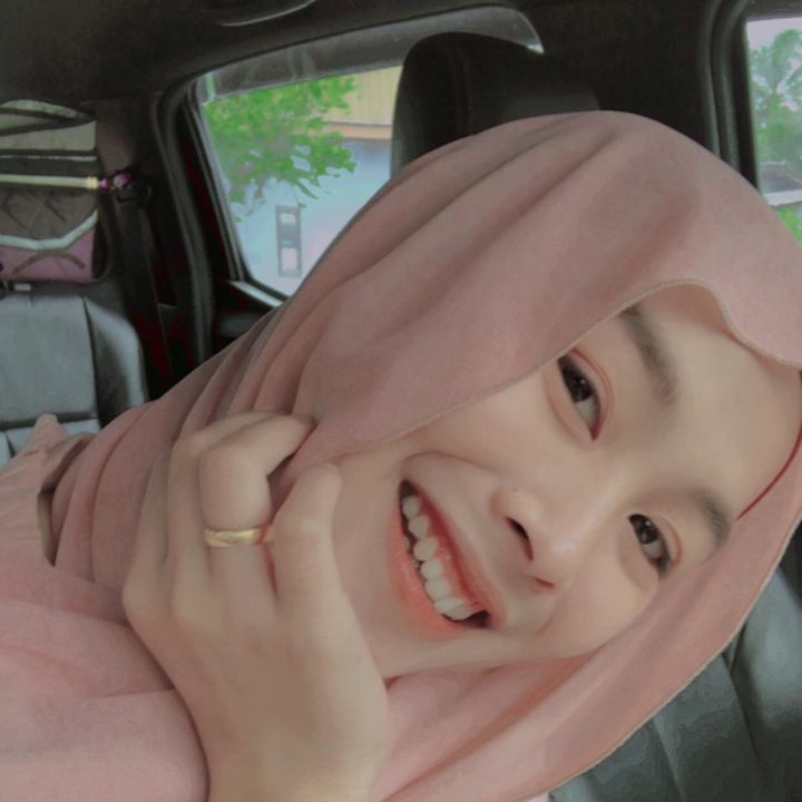 SANAH (รีวิวไปเรื่อย)💄🛍️🛒