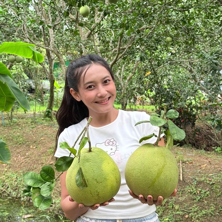ใบบัวส้มโอหวาน 👩🏼‍🌾🍊