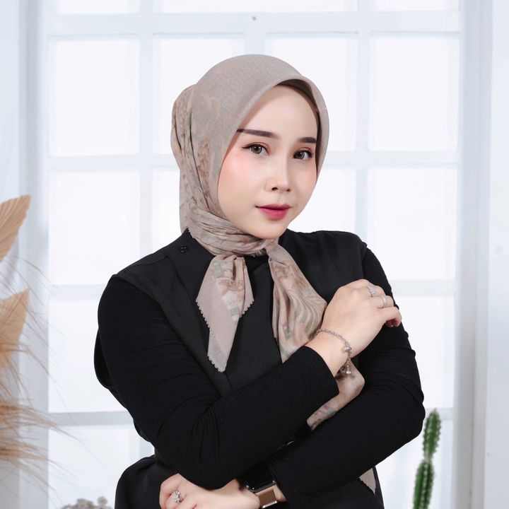 MUA Cirebon | IG @makeup_mutia