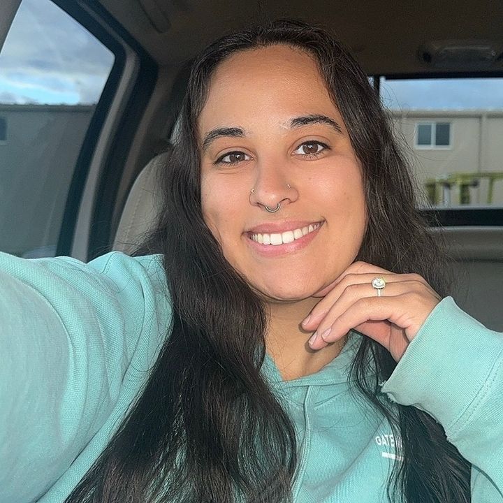Alexandraaa🌻🧡📚