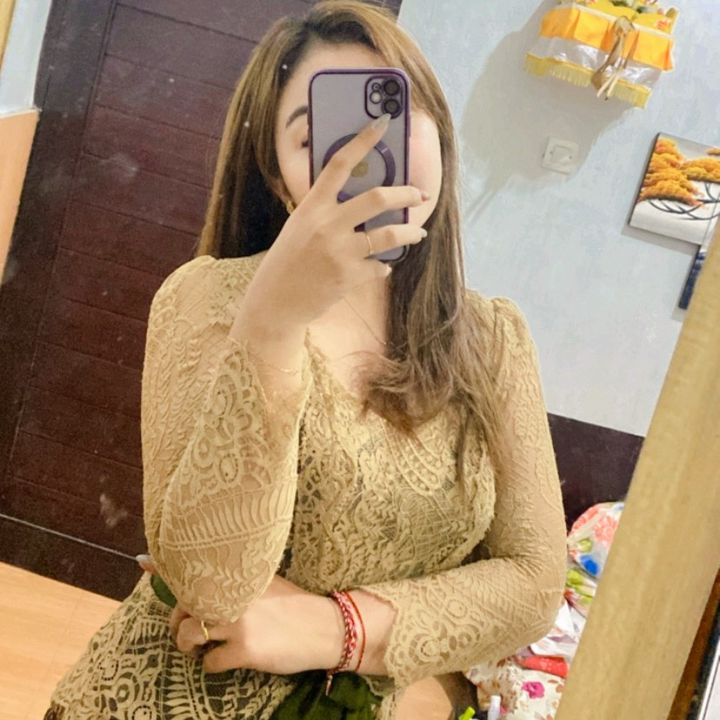 ayuapril0417