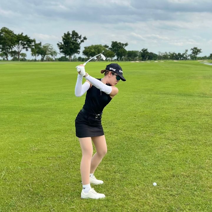 ครูสอนแต่งหน้าแต่อยากเป็นโปร⛳️