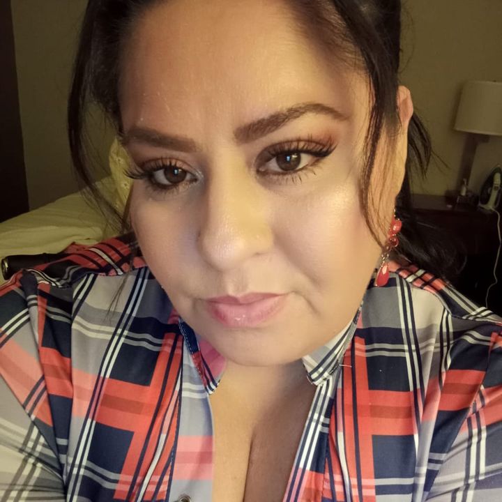 Divina Tellez