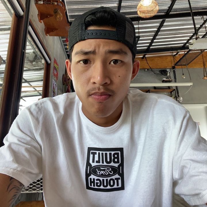นักบอลอยากขายของ