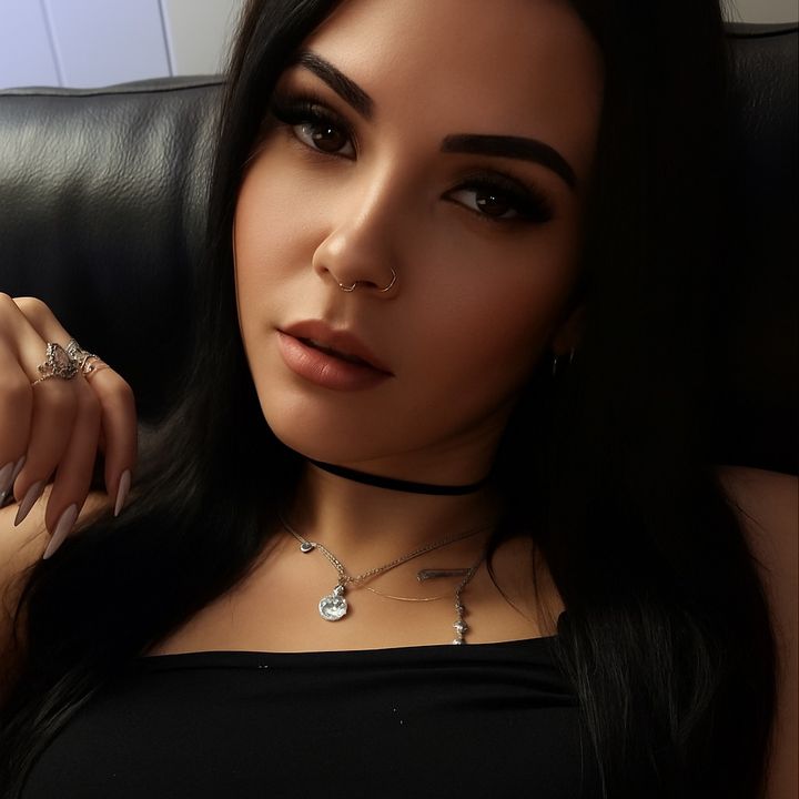 Lyndsay Luxe