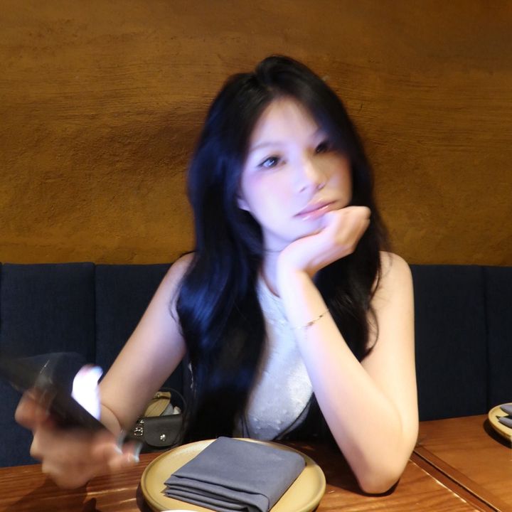89,9✿