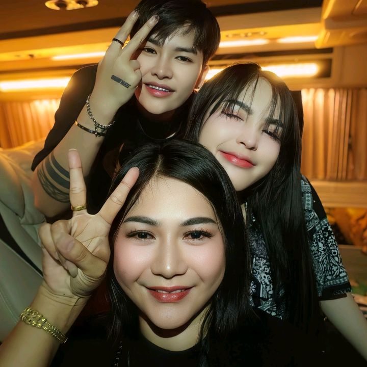 นิดหน่อย นิดหน่อย