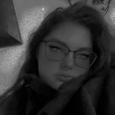 Yelly📚🧚🏼🌙