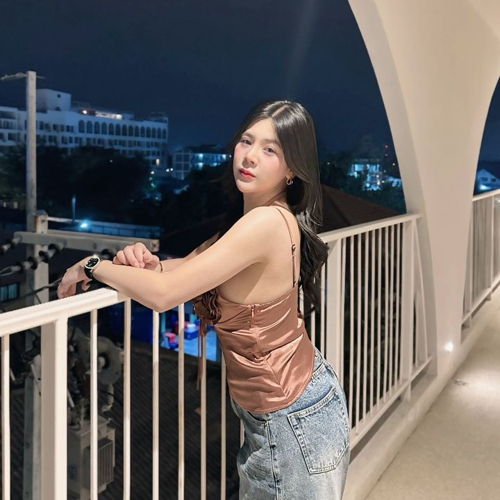 อ้อน อ้อน.