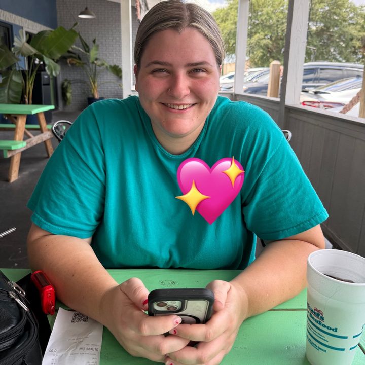 Abby Crosby 🦋