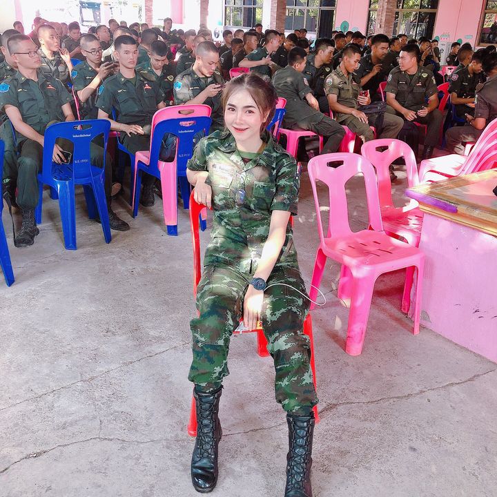 The'Fern Barbie