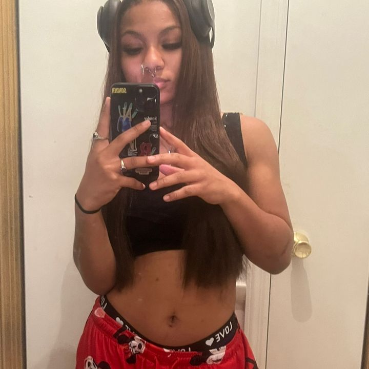 amber👩🏽‍❤️‍💋‍👩🏾.