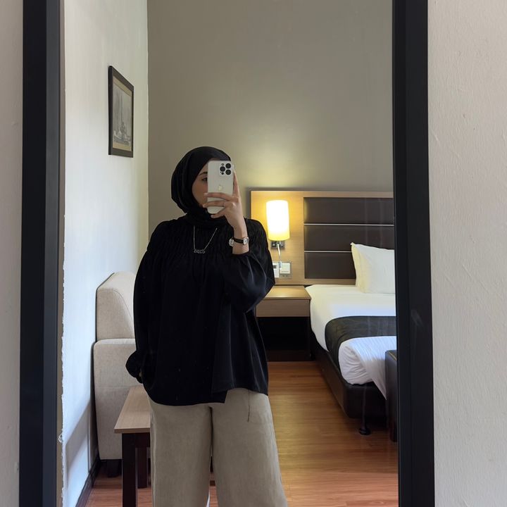 E L Y A N A ᥫ᭡