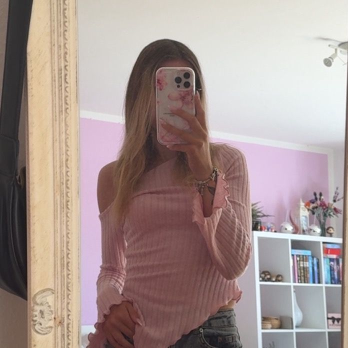 Josie 🤍