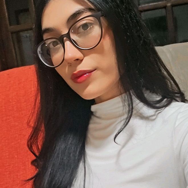 Núbia Rangel