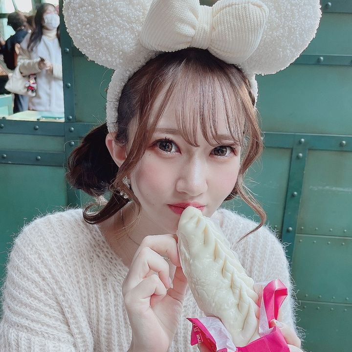 にこ