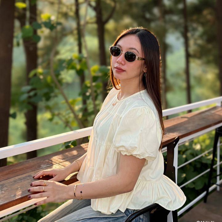 Hai,ini ella_