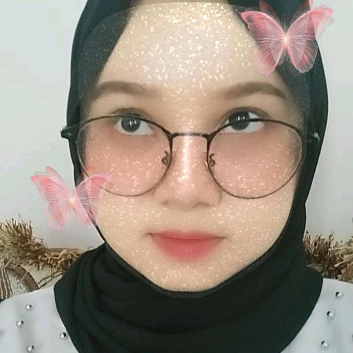 Lusihrns🦩✨