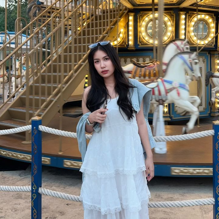 ยู้ฮูไม่ใช่กาว
