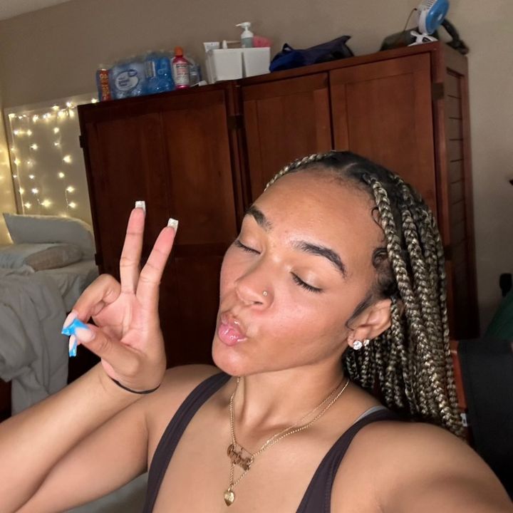 jC🎀