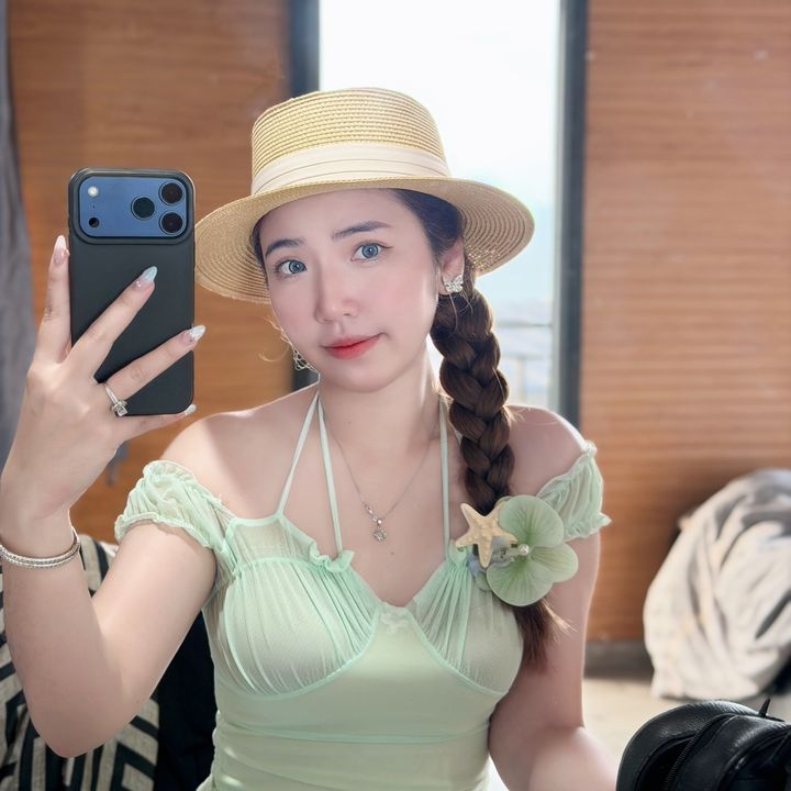 HUỲNH NHƯ NÈ